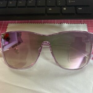 Frye and Co. sunglasses